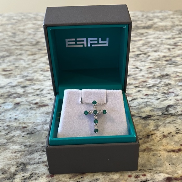 Effy Jewelry - EFFY Brasilica Emerald .51 CTW & Diamond .07 CTW Cross Necklace New w/ Box